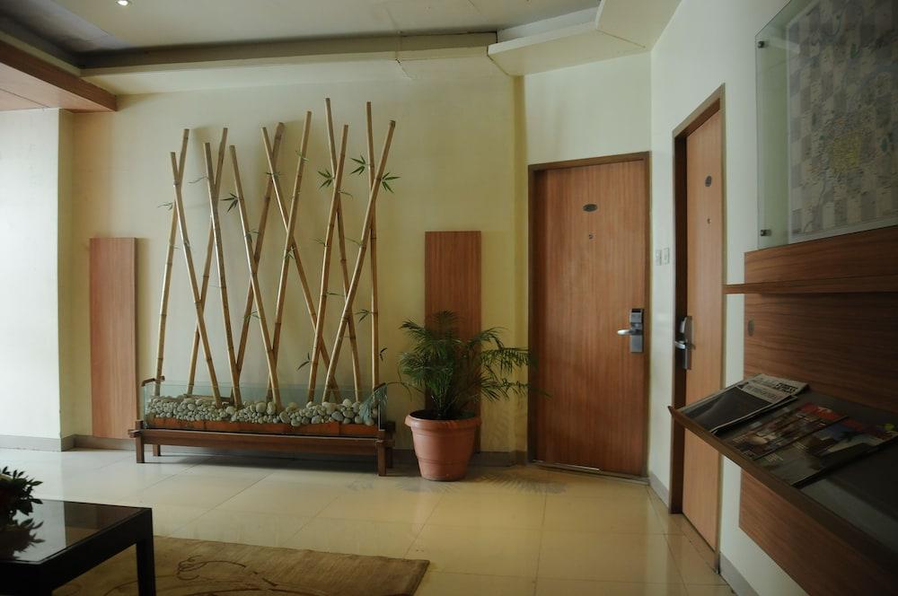 Hotel Madhav International Pune Railway Station Exterior photo